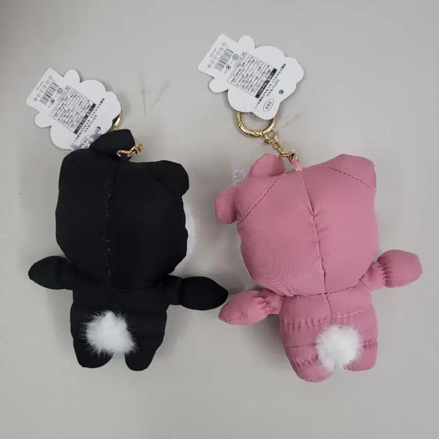 [BUNJANG] Hello Kitty Winter Padded Doll Keychain Set / 헬로키티 겨울 패딩 인형 키링 블랙/핑크