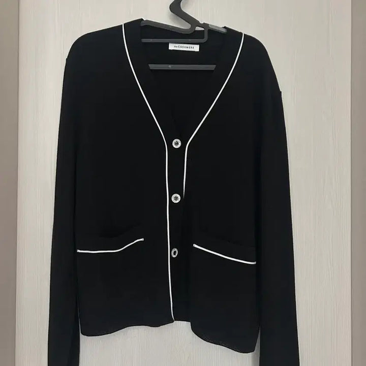 [BUNJANG] The Cashmere Color Line Knit Cardigan 90 / 더캐시미어 컬러 라인 니트 가디건 90