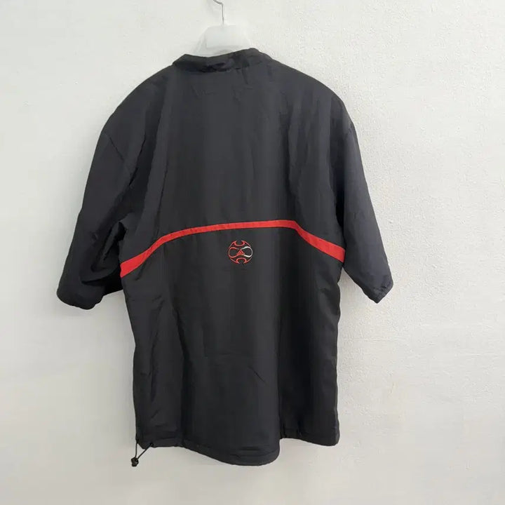 [BUNJANG] Adidas Black Red Short Sleeve Windbreaker (100) / 아디다스 블랙엔레드 반팔 바람막이 (100)