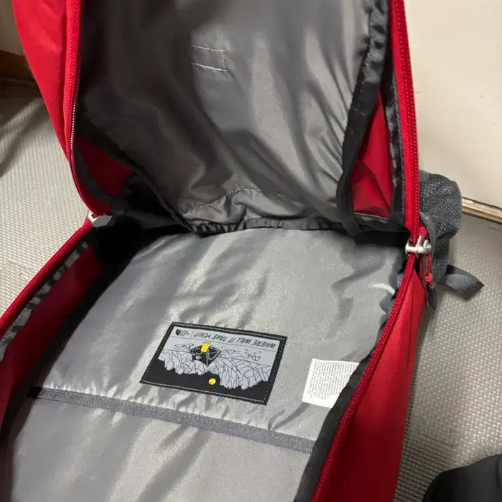 [BUNJANG] The North Face Connector Backpack Red RevSpring Logo / 노스페이스 커넥터 백팩 빨강 RevSpring 로고
