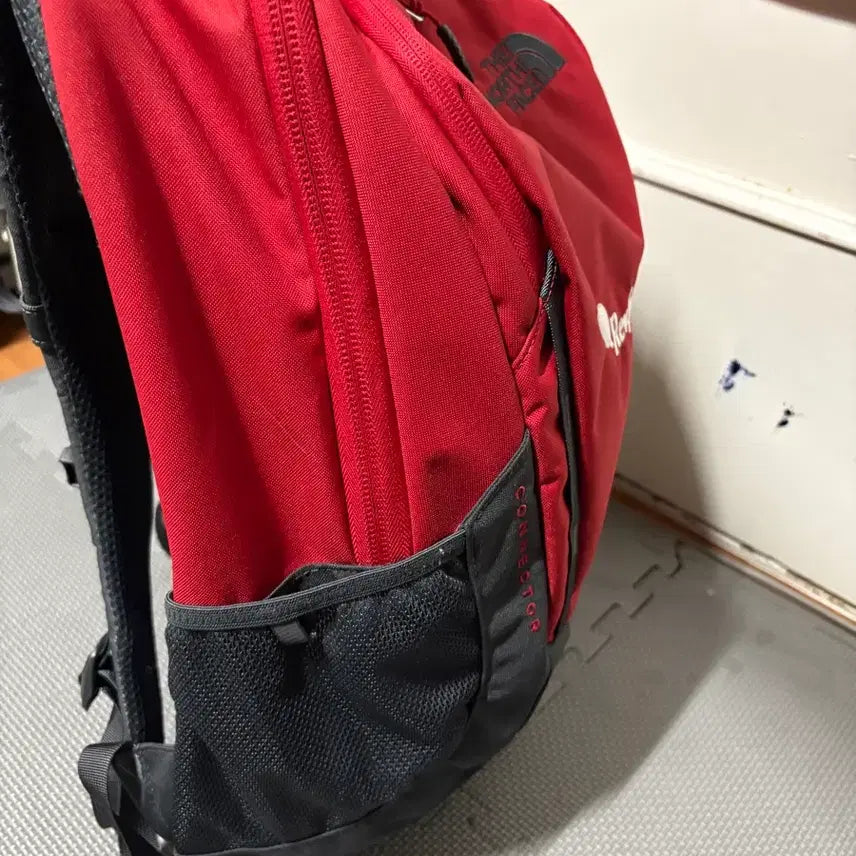 [BUNJANG] The North Face Connector Backpack Red RevSpring Logo / 노스페이스 커넥터 백팩 빨강 RevSpring 로고