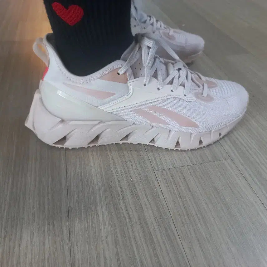 [BUNJANG] Reebok Sneakers (245) / 리복  운동화 245