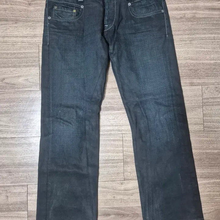[BUNJANG] G-Star RAW Dark Wash Slim Fit Jeans / 지스타 로우(G-Star RAW)의 다크 워싱 슬림핏 청바지입니다. 시착