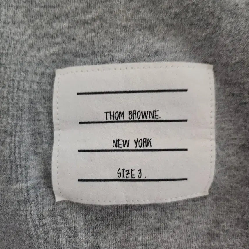 [BUNJANG] Thom Browne Signature Striped Sleeve Crewneck T-Shirt / 톰브라운 사선완장 라운드 반팔티