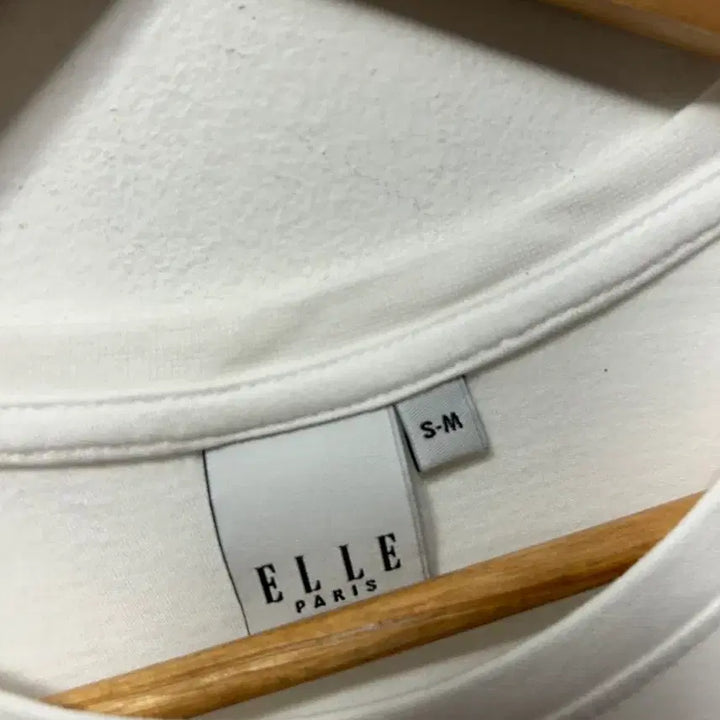[BUNJANG] ELLE Paris Printing Short Sleeve T-Shirt White / ELLE 파리 프린팅 반팔 티셔츠 화이트 s/m