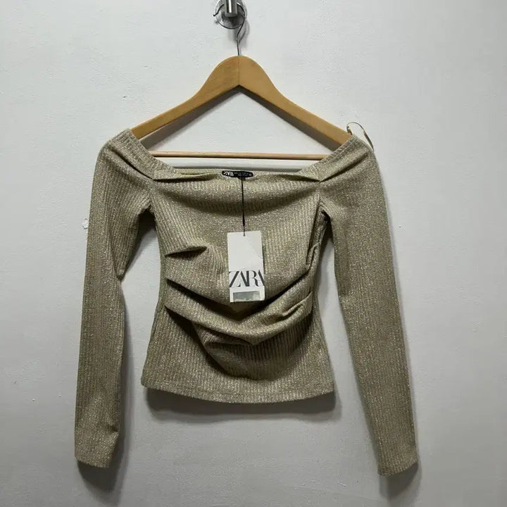 [BUNJANG] Zara Shirring Gold Long Sleeve Blouse (Size S) / 자라 셔링 골드 긴팔 블라우스 새상품 S