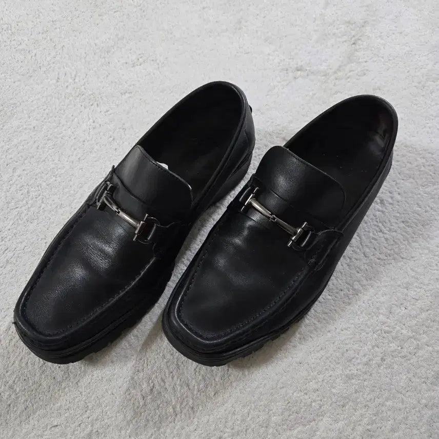 [BUNJANG] Salvatore Ferragamo Leather Loafers / 정품 페레가모 로퍼