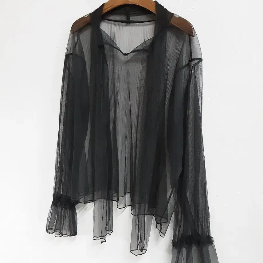 [BUNJANG] Black See-Through Blouse with Frill Detail / 블랙 시스루 블라우스 66