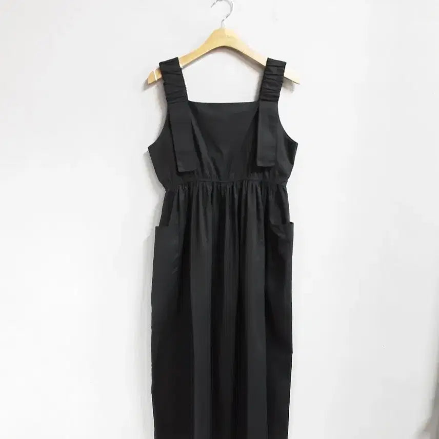 [BUNJANG] Playroom Black Long Dress One Piece / 플레이룸 블랙 롱 원피스 free