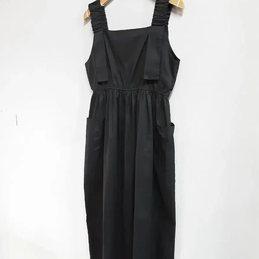 [BUNJANG] Playroom Black Long Dress One Piece / 플레이룸 블랙 롱 원피스 free