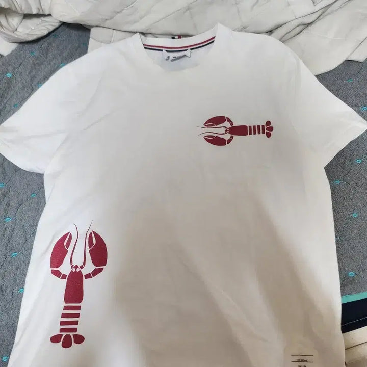 [BUNJANG] Thom Browne Lobster Limited Edition Round Neck T-Shirt / 톰브라운 랍스터 한정판 라운드 반팔티