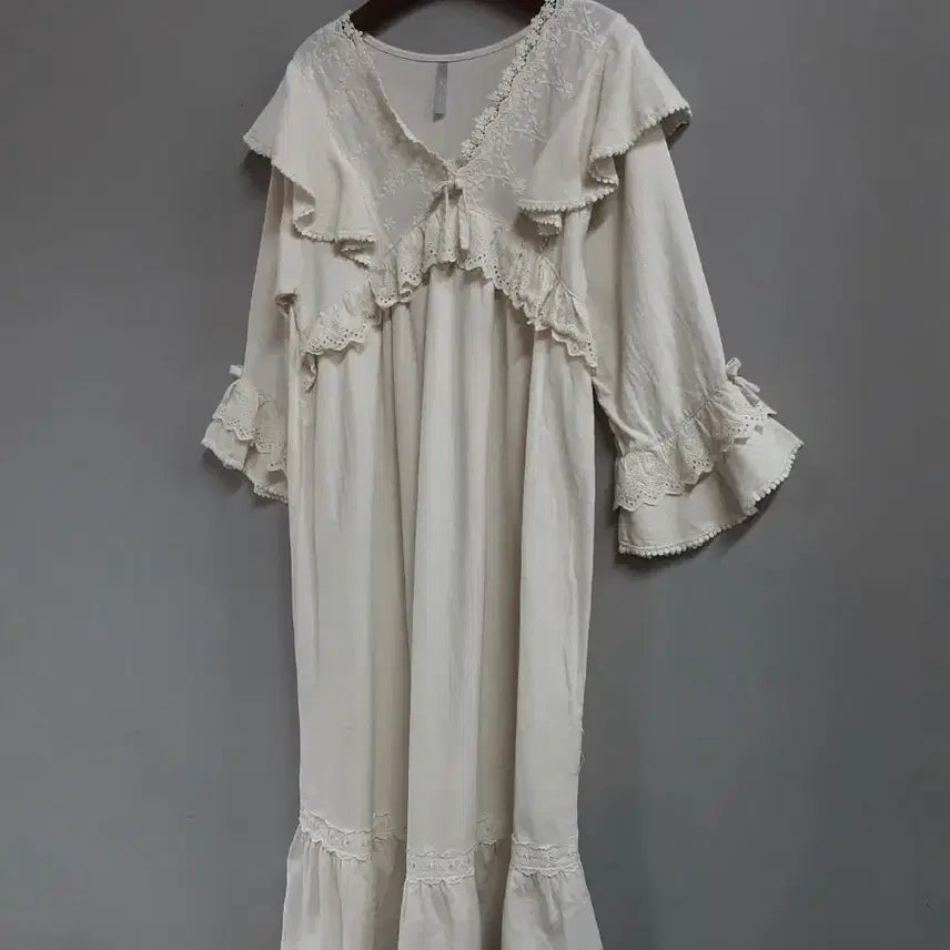 [BUNJANG] Unaluz Ivory Lace Long Dress / unaluz 아이보리 레이스 롱 원피스 free