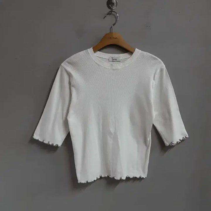 [BUNJANG] Linda White Ribbed Short Sleeve T-Shirt (L) / LINDA 화이트 골지 반팔 티셔츠 L