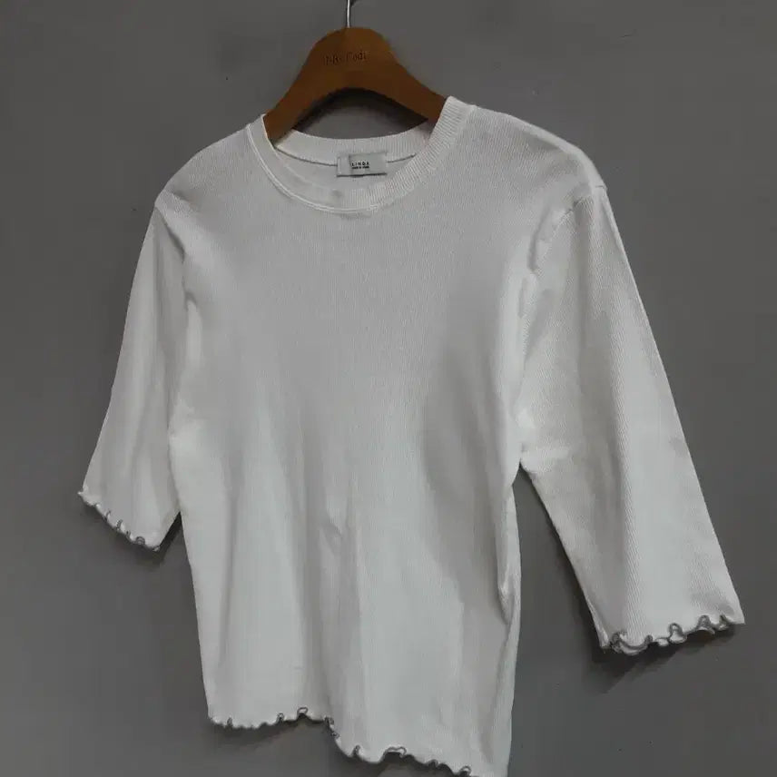 [BUNJANG] Linda White Ribbed Short Sleeve T-Shirt (L) / LINDA 화이트 골지 반팔 티셔츠 L