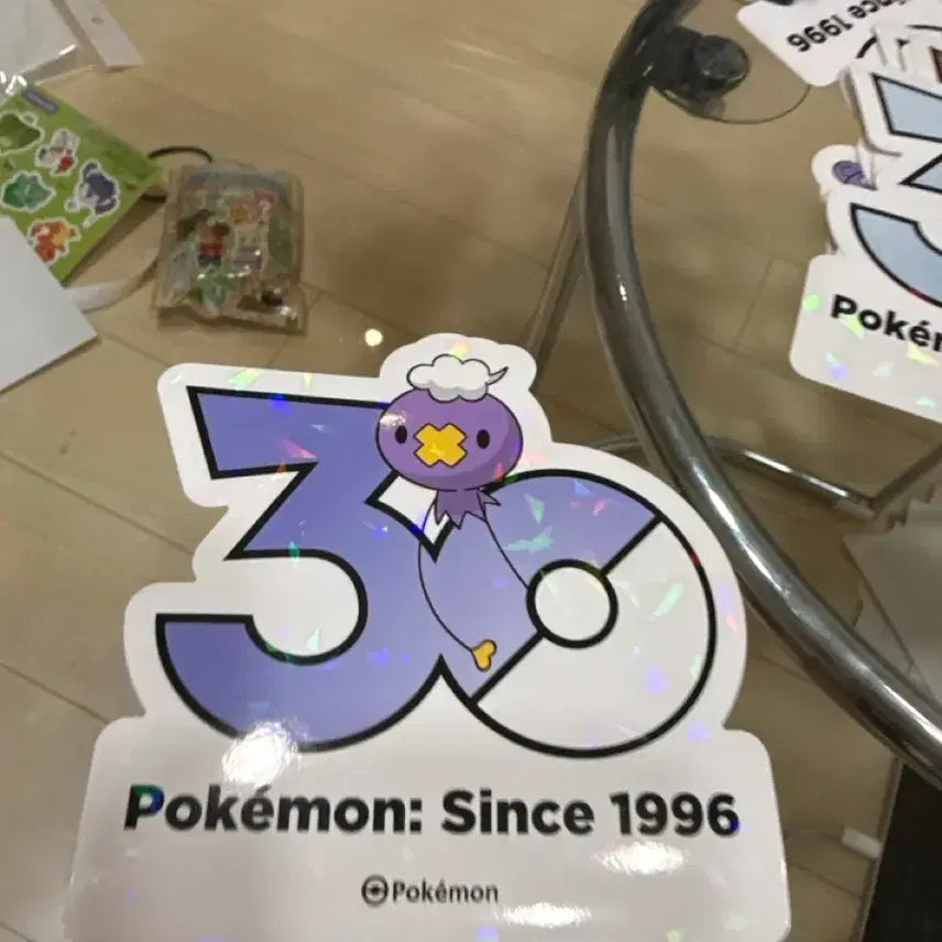 [BUNJANG] Pokemon 30th Anniversary Sticker - Drifloon / 포켓몬 30주년 스티커 흔들풍손
