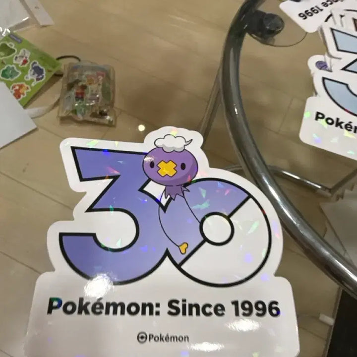 [BUNJANG] Pokemon 30th Anniversary Sticker - Drifloon / 포켓몬 30주년 스티커 흔들풍손