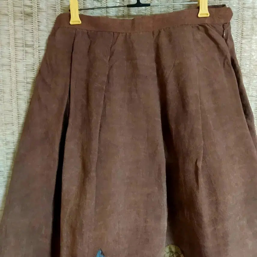 [BUNJANG] Natural Dye Brown Flower Embroidered Long Skirt / 천연염색 브라운 플라워 자수 롱 스커트 66