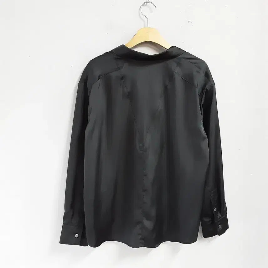 [BUNJANG] 2nd Floor Black Silky Shirt / 2nd Floor 블랙 실키 셔츠 66