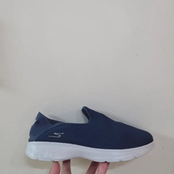 [BUNJANG] Skechers Go Walk 4 Convertible Slip-on Sneakers Navy Grey / [290] 스케쳐스 고워크4 컨버터블 슬립온 네이비그레이ㅡ단종매물,최저가