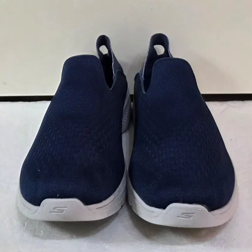 [BUNJANG] Skechers Go Walk 4 Convertible Slip-on Sneakers Navy Grey / [290] 스케쳐스 고워크4 컨버터블 슬립온 네이비그레이ㅡ단종매물,최저가