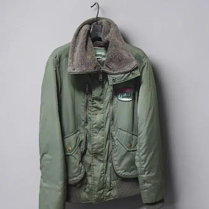 [BUNJANG] Jeep Khaki Bomber Padded Jumper / Jeep 지프 카키 봄버 패딩 점퍼