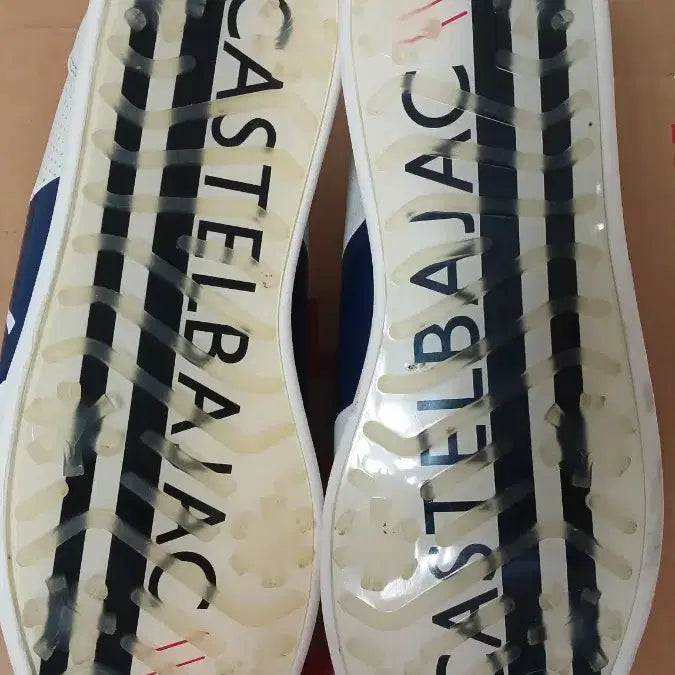 [BUNJANG] Castelbajac White Sneakers / 까스텔바작 화이트 스니커즈 운동화
