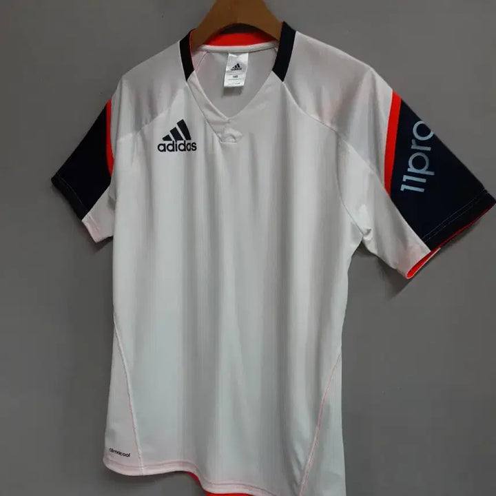 [BUNJANG] Adidas 11pro Functional T-shirt Size 100 / 아디다스 11pro 기능성 반팔티 100