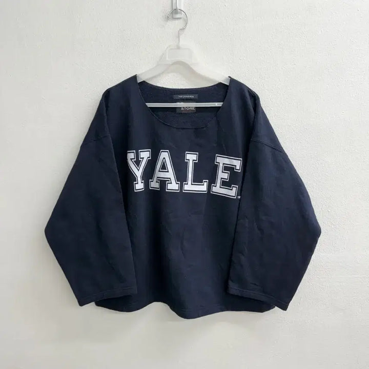 [BUNJANG] BOOK STORE YALE Logo Sweatshirt XL / BOOK STORE YALE 로고 맨투맨 (XL)