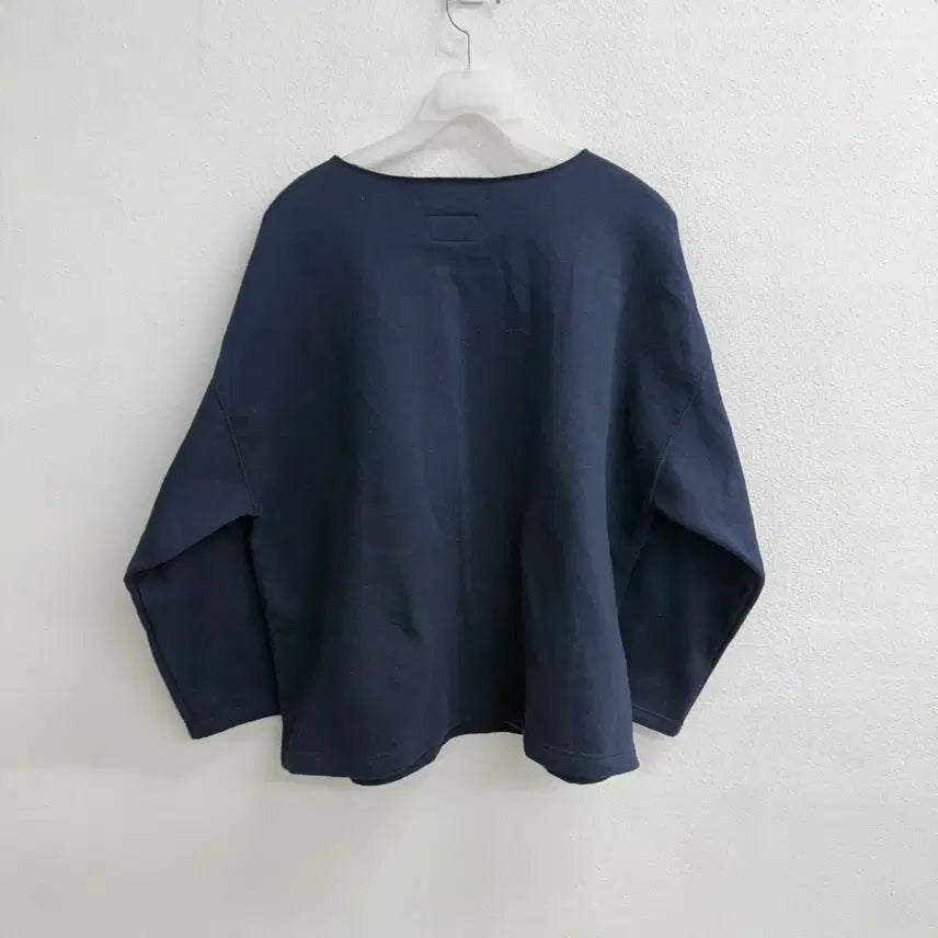 [BUNJANG] BOOK STORE YALE Logo Sweatshirt XL / BOOK STORE YALE 로고 맨투맨 (XL)