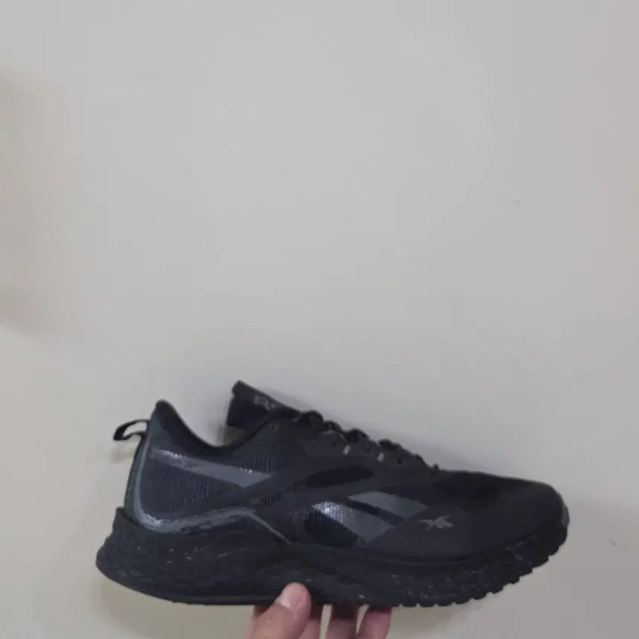 [BUNJANG] Reebok Floatride 3.0 Adventure Black Grey / [260] 리복 플로트라이드3.0 어드벤처 블랙그레이ㅡ단종매물,최저가