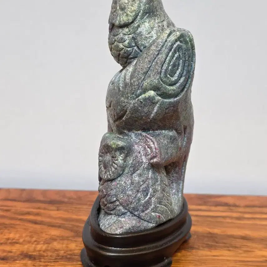 [BUNJANG] Beautiful Mineral Scholar Stone with Owl Detail / 26051003 예쁜 색과 부엉이 디테일이 고급스러운 광물 수석 팝니다