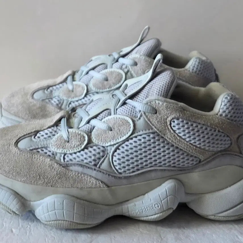 [BUNJANG] Adidas Yeezy Boost 500 Salt Grey Discontinued / [250] 아디다스 이지부스트500 솔트그레이ㅡ단종매물
