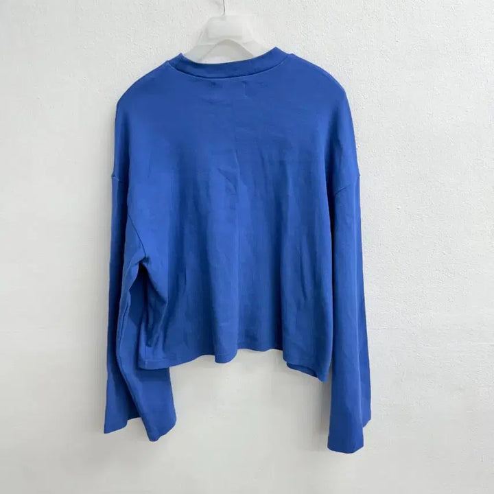 [BUNJANG] Insilence Cropped Sweatshirt (L) / 인사일런스 크롭 맨투맨 (L)