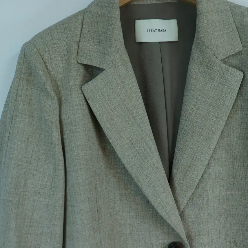 [BUNJANG] IZZAT BABA Natural Beige Short Jacket (Size 66) / 아이잗바바 IZZAT BABA 정품 내추럴베이지 숏 자켓 66