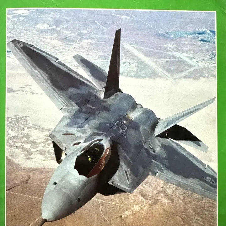 [BUNJANG] Rare 90s Military Annuals Bundle Set (4 Volumes) / [희귀/일괄] 90년대 밀리터리 연감 4권 일괄 판매