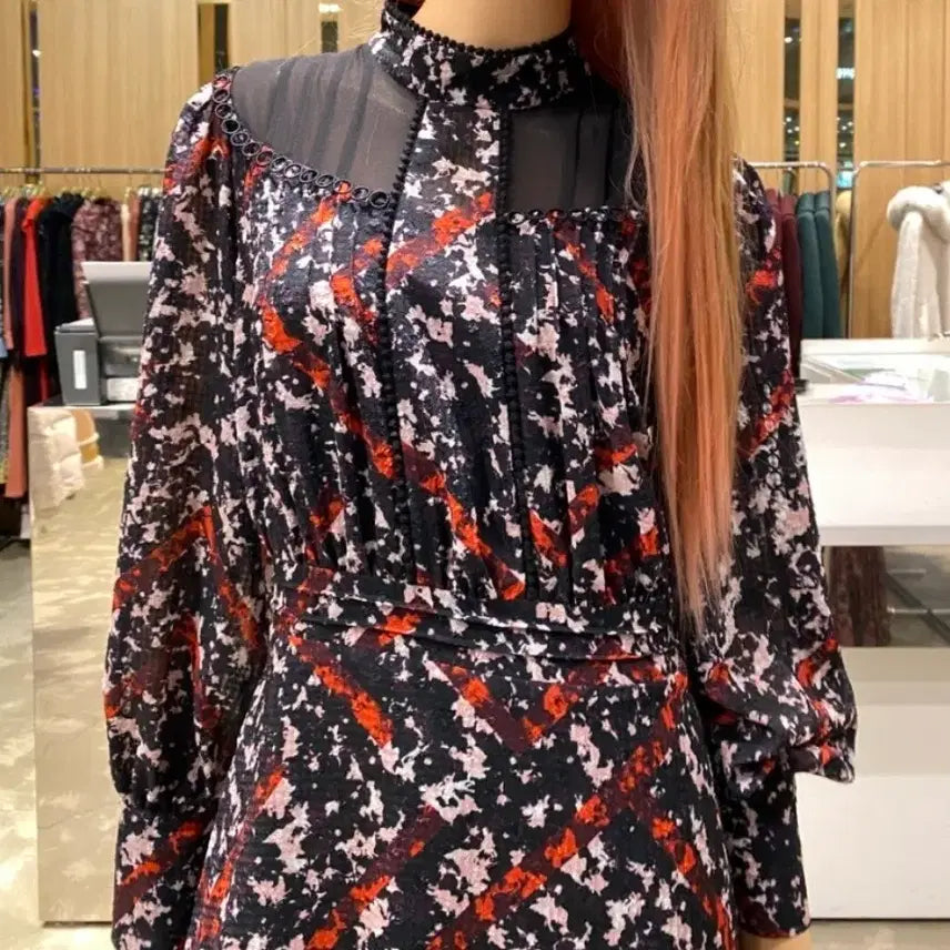 [BUNJANG] Egoist Asymmetrical Sheer Detail Dress / 에고이스트 원피스