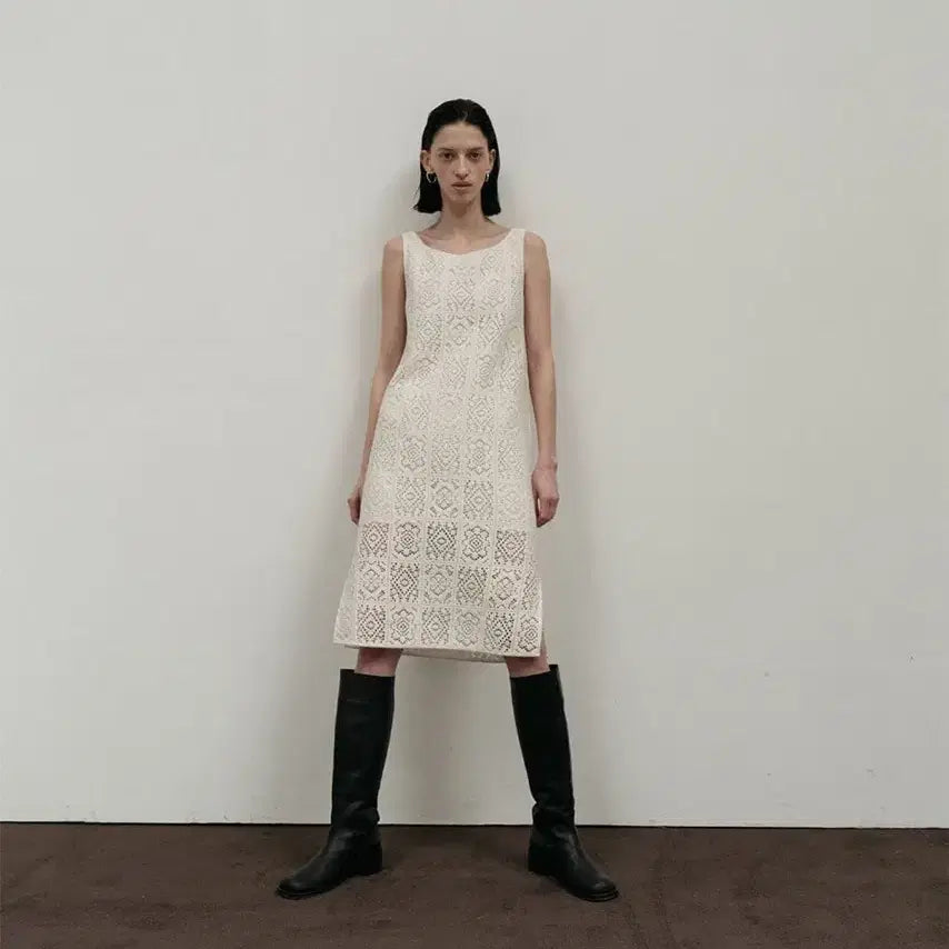 [BUNJANG] Amomento Crochet Dress Ivory / 아모멘토 크로셰 원피스 아이보리