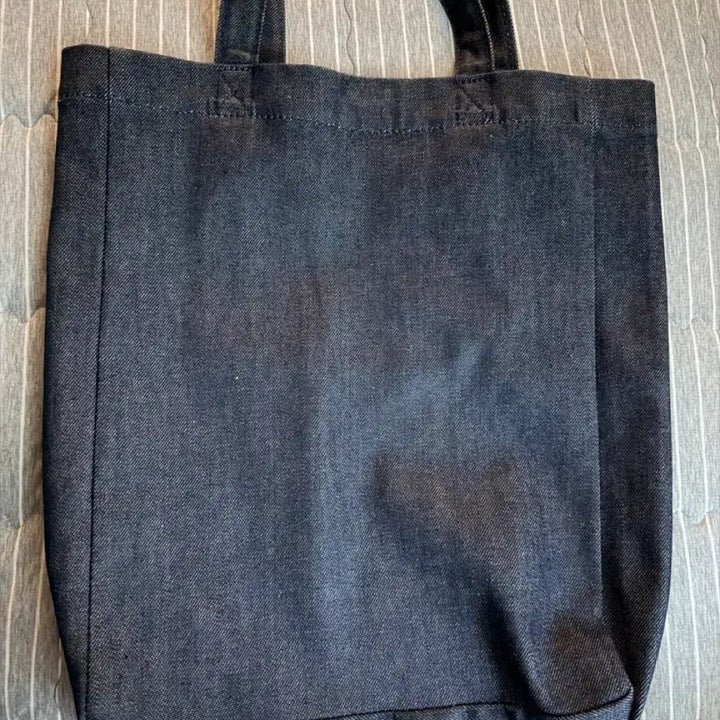 [SOLD OUT] A.P.C. 아페쎄 데님 에코백 (원가 10만원 초반)