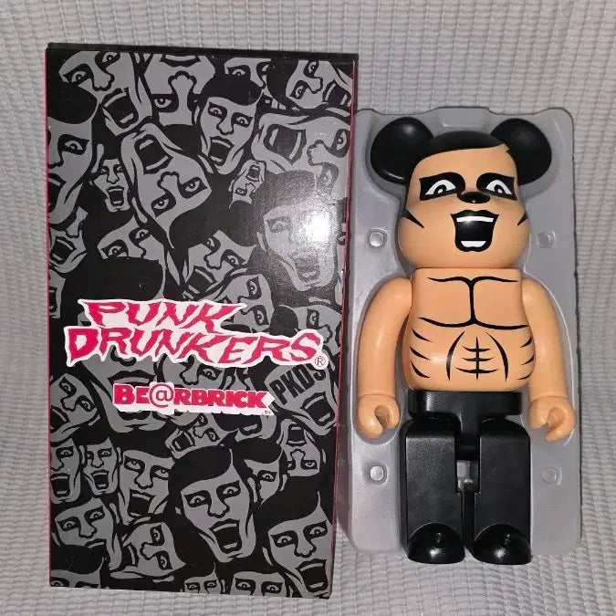 [BUNJANG] BE@RBRICK Punk Drunkers 400% / 베어브릭 펑크드렁커스 400%