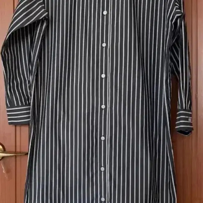 [BUNJANG] GU Striped Long Shirt Dress / GU 스트라이프 롱 셔츠 원피스
