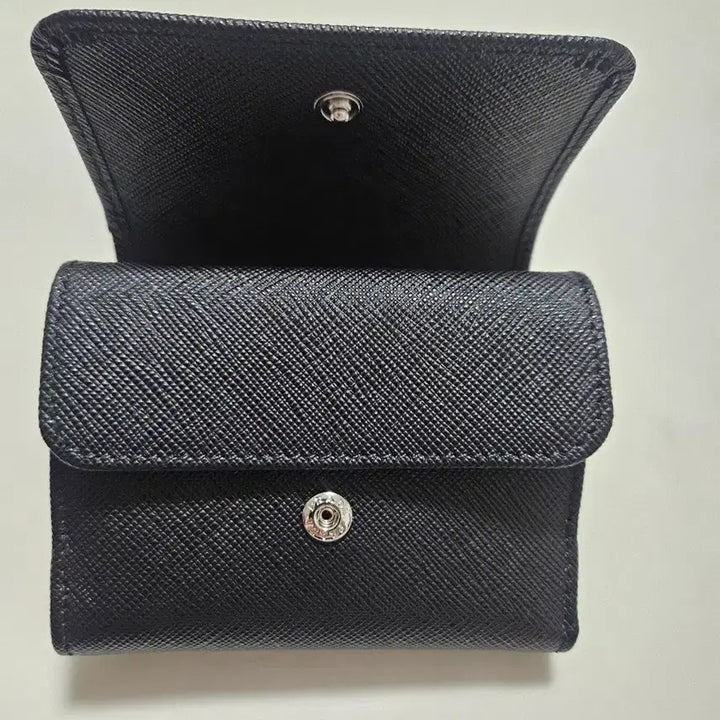 [BUNJANG] Prada Saffiano Bi-fold Wallet Black / 프라다 사피아노 지갑 (새상품)