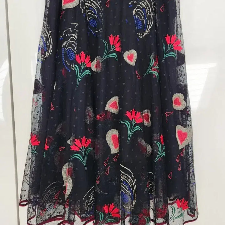[BUNJANG] Nenibon Lace Skirt / 네니본  레이스 정품 치마