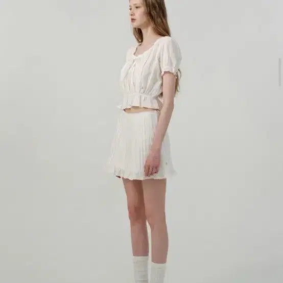 [BUNJANG] The Barnnet Lace Mini Skirt (Size S) / 새상품 The barnnet 더바넷 레이스 미니스커트