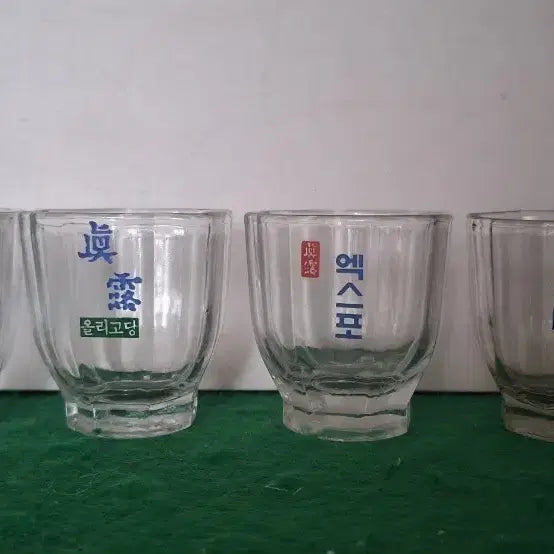 [BUNJANG] Jinro Palgakjan 8 Types Soju Glasses Set / 진로 팔각잔 8종