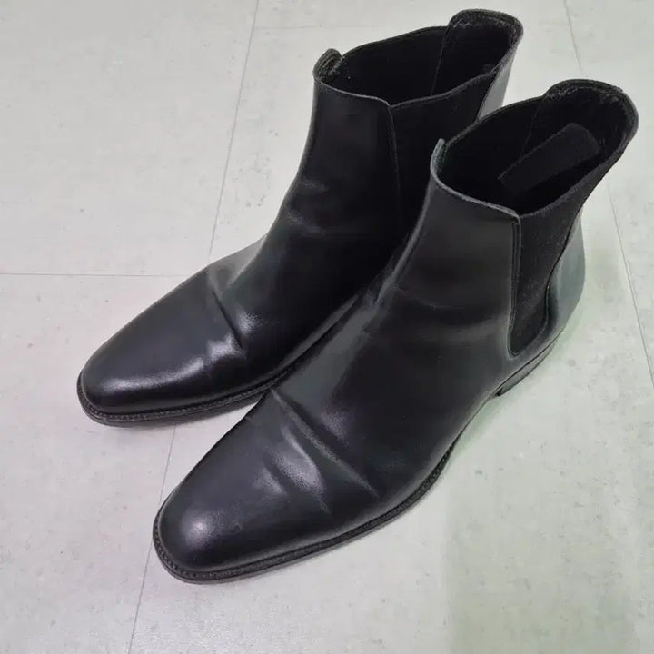 [BUNJANG] Saint Laurent Chelsea Boots Size 42 / 생로랑 첼시부츠 42