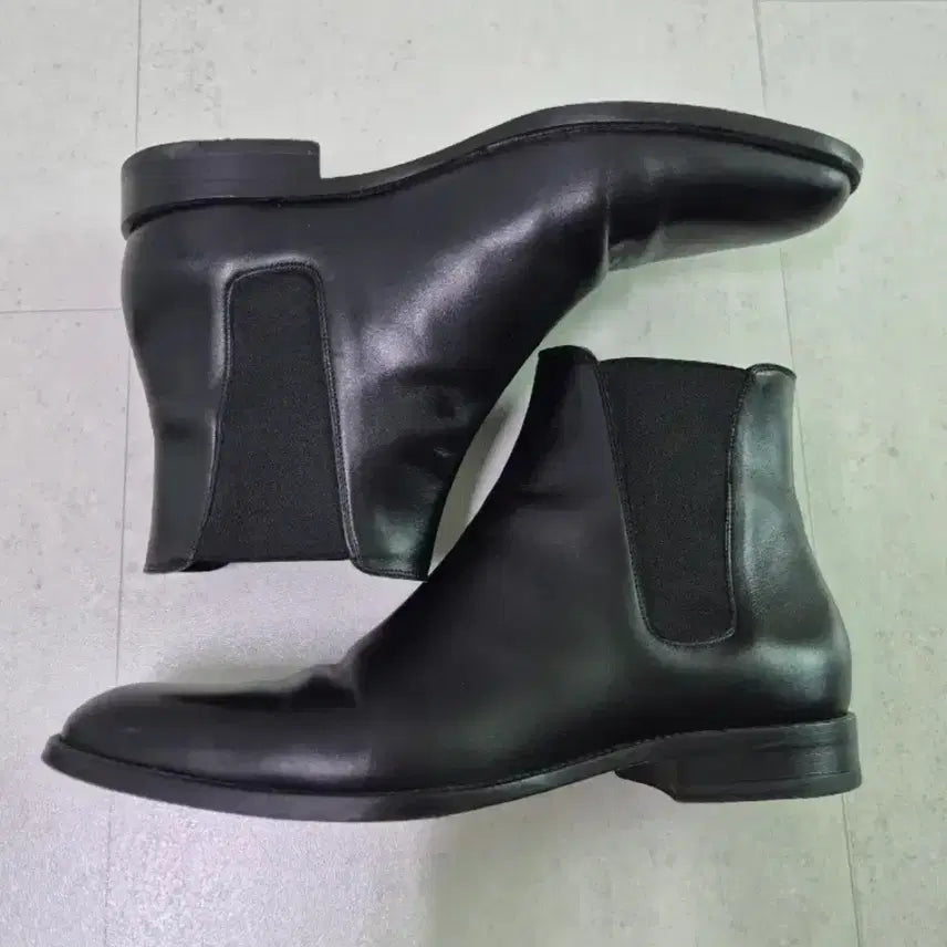 [BUNJANG] Saint Laurent Chelsea Boots Size 42 / 생로랑 첼시부츠 42