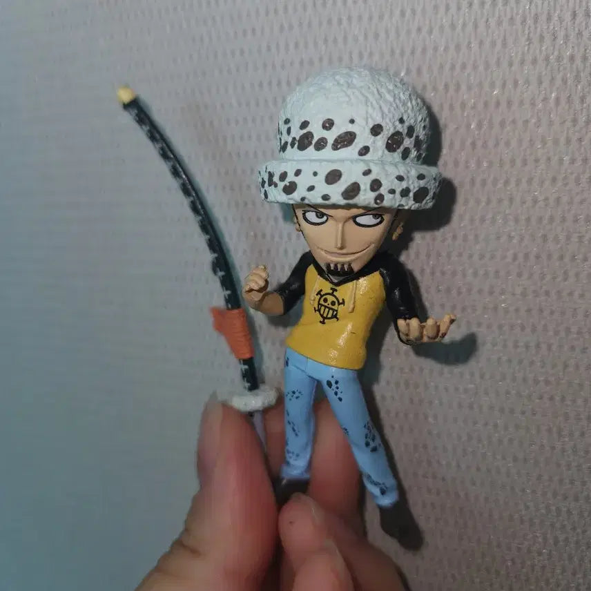 [BUNJANG] One Piece Trafalgar Law Mini Figure / 원피스 트라팔가 로우 미니 피규어