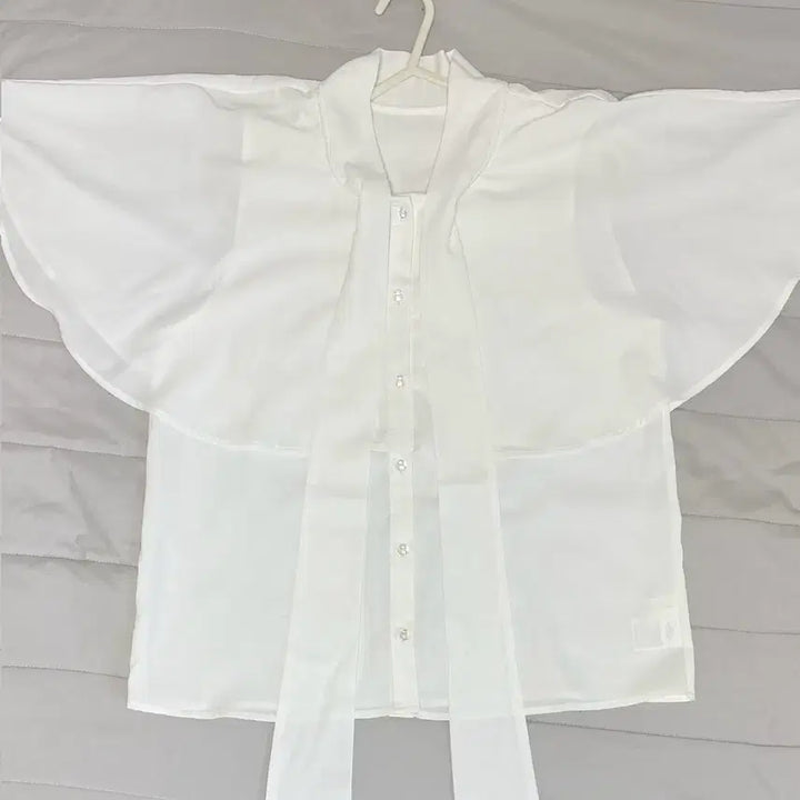 [BUNJANG] Dear My Love Rose Cape Frill Bowtie Ribbon Blouse / 가격인하 X) 디어마이러브 로즈 케이프 프릴 보우타이 리본 블라우스