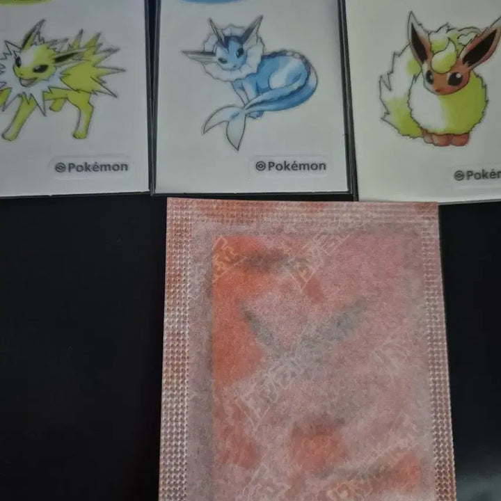 [BUNJANG] Pokemon Eevee Evolution Set Stickers / 포켓몬 띠부씰 신상 이브이 부스터 샤미드 쥬피썬더 일괄 판매