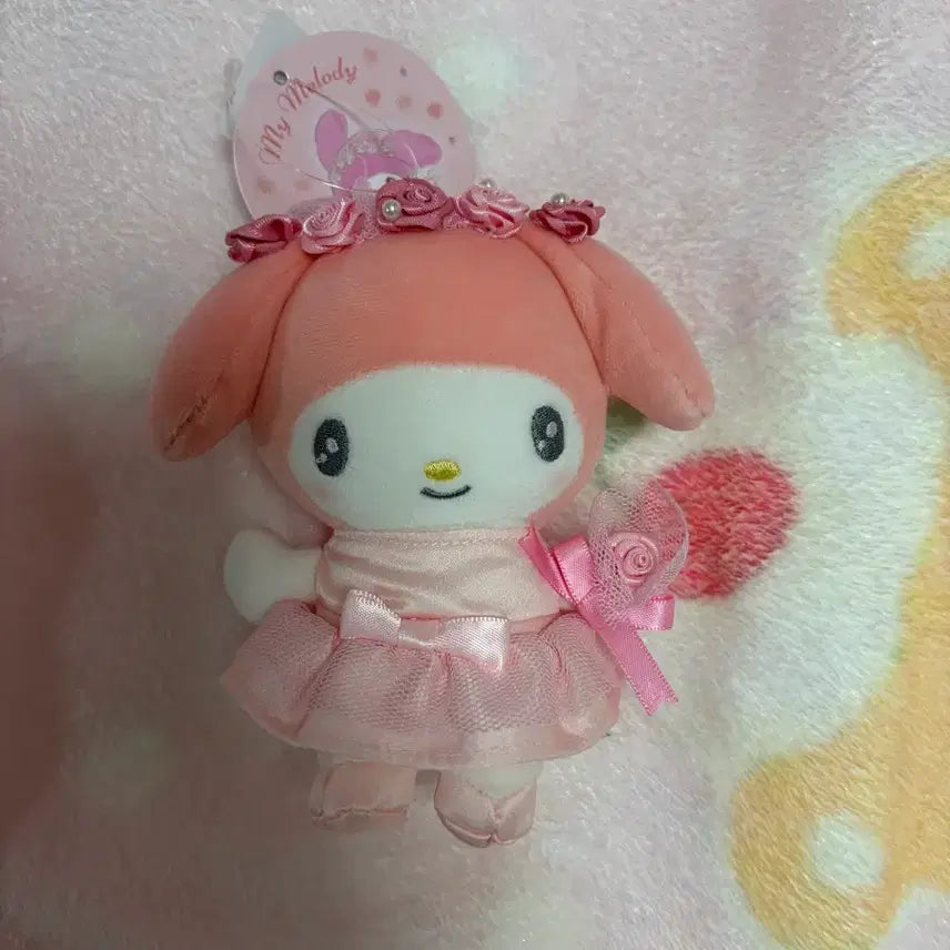 [BUNJANG] Sanrio My Melody Wedding Bouquet Plush Doll / 마이멜로디 인형 드레스 봉제인형 웨딩 부케 산리오